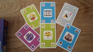 Bild: sechs aufgedeckte Spielkarten