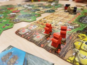 Bild: Spielfelder mit Spielfiguren