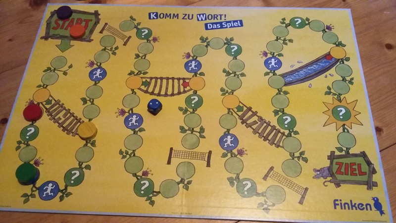 Bild: Spielfeld in gelb mit Start und Ziel