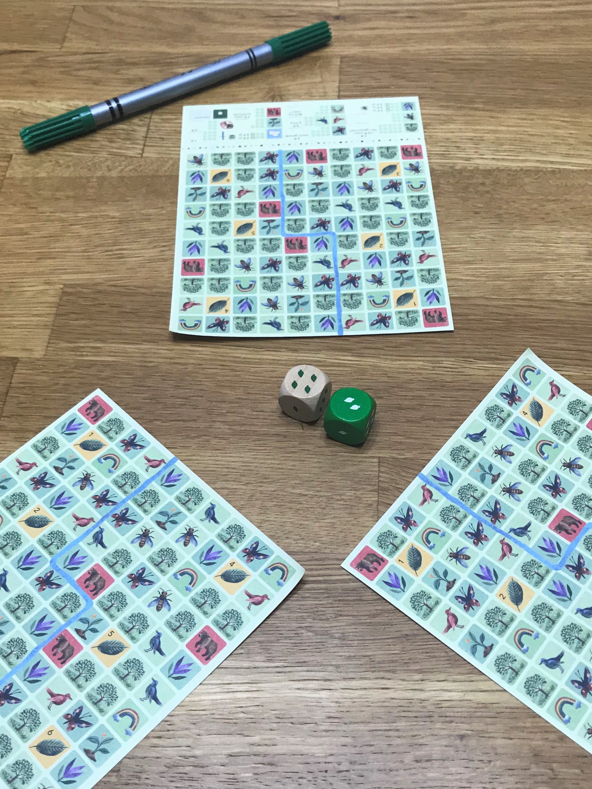 Spielmaterial für 3 Personen im Thema Frühling