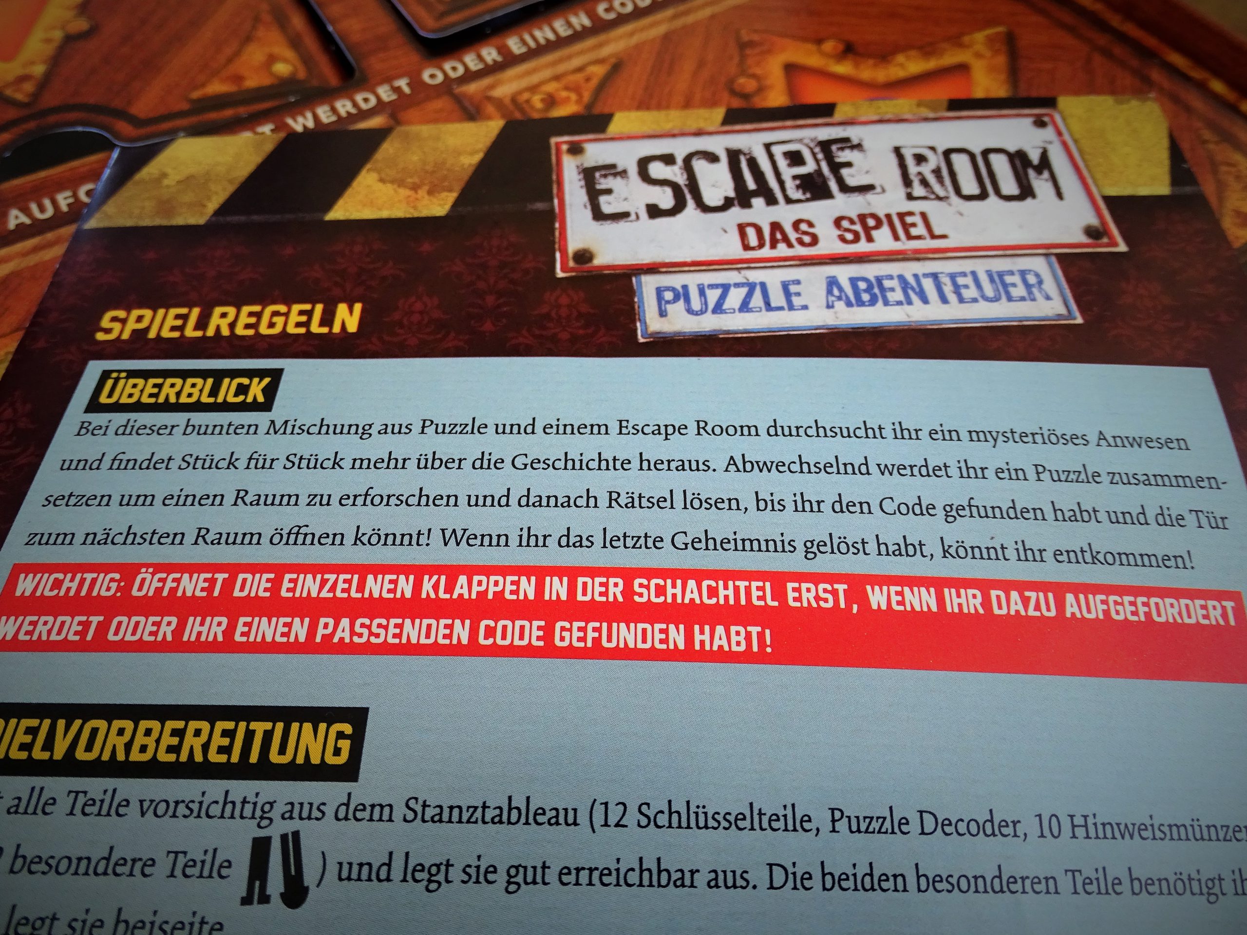 Die Spielanleitung umfasst nur webig Text. Die Handlung entsteht durch die neuen Rätsel.