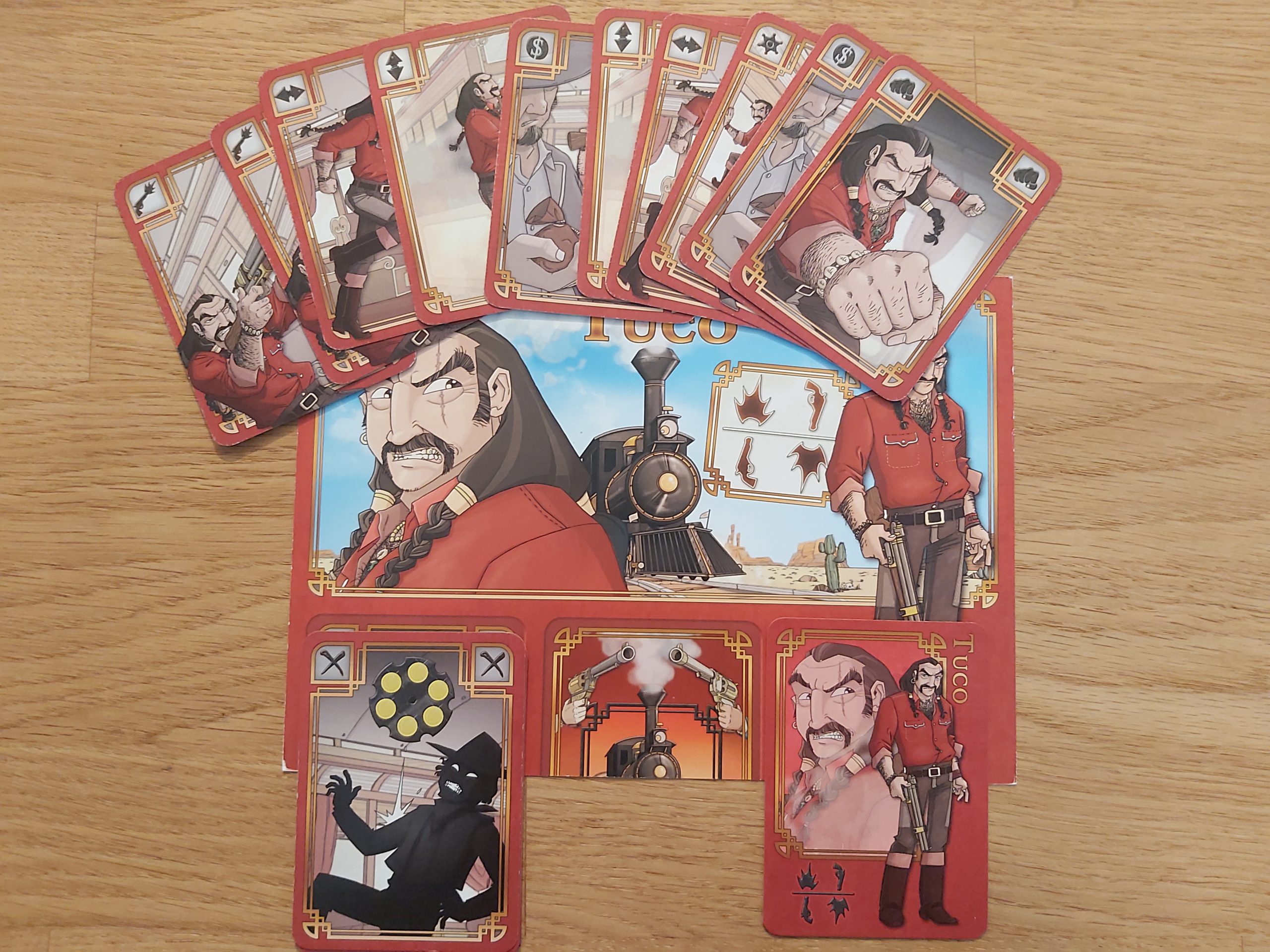 Zu sehen ist ein Spielenden-Tableau mit allen Handkarten.