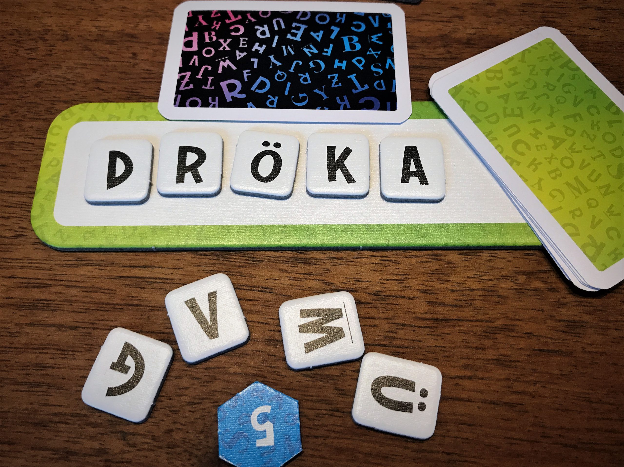 Was bedeutet wohl DRÖKA?