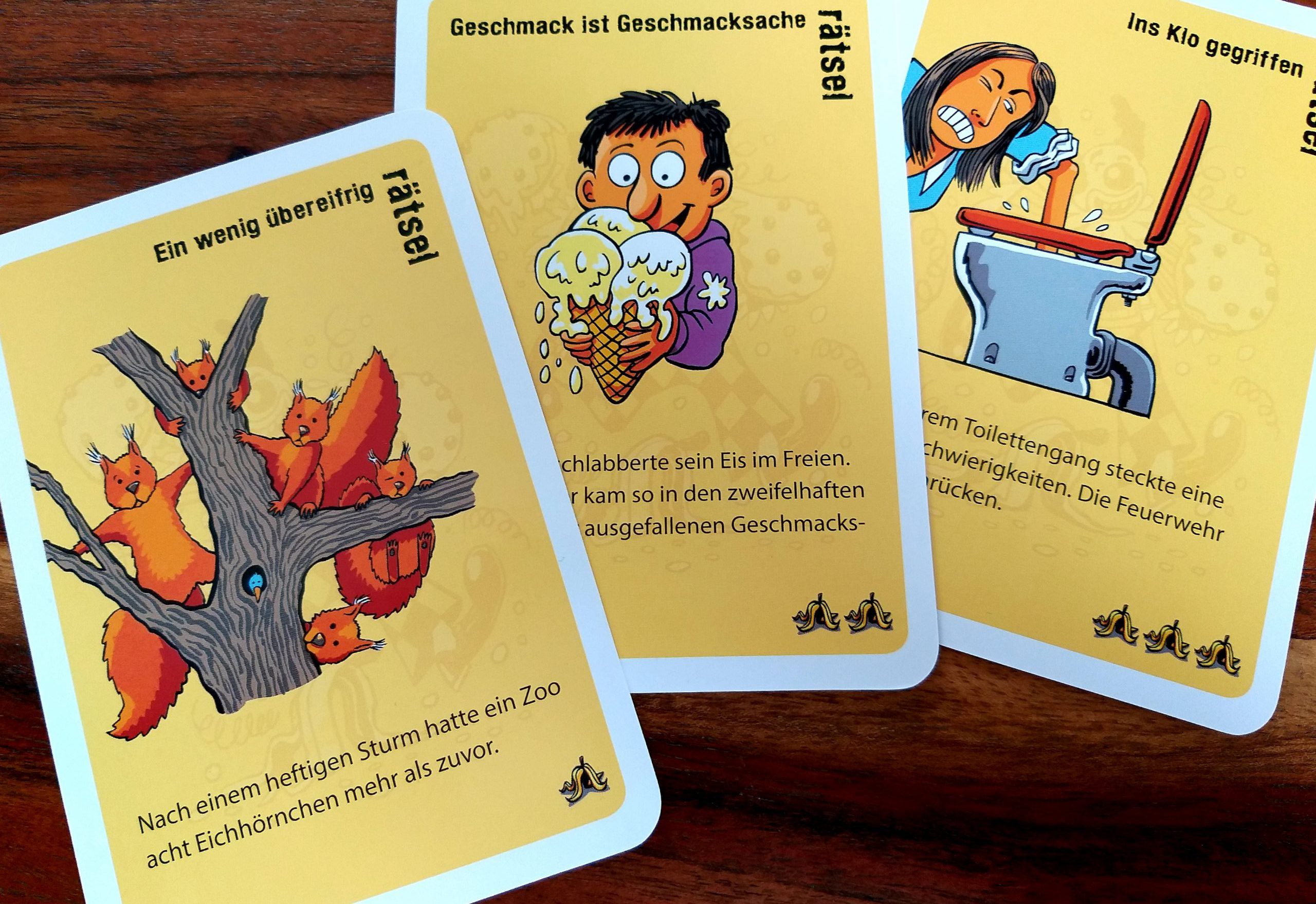 Unten rechts sind 1 bis 3 Bananenschalen aufgedruckt. Sie geben den Schwierigkeitsgrad des Rätsels an.