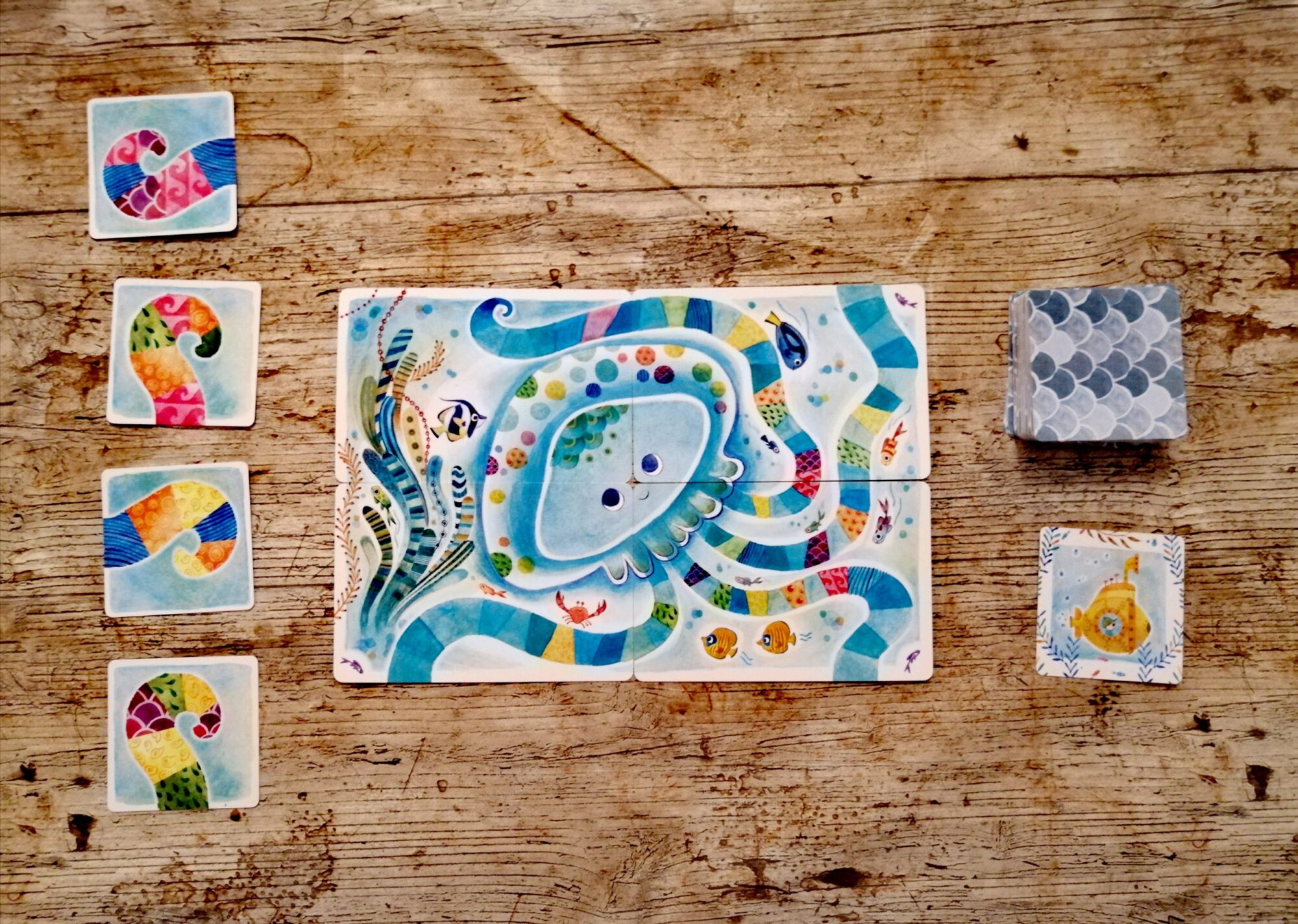 Loki Tentacolor - Gioco Da Tavolo Per Bambini 4+ - Carte, Colori, 2-4 Giocatori, 15 Minuti