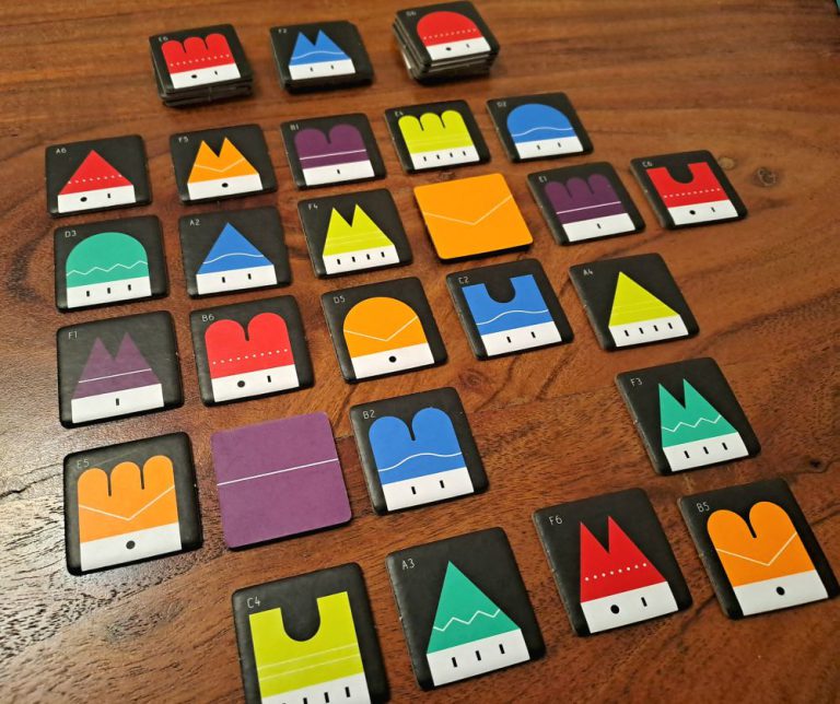 Oink Games Town66 Strategiespiel – Für 1-4 Spieler, Ab 9 Jahren, Puzzle- & Logikspiel