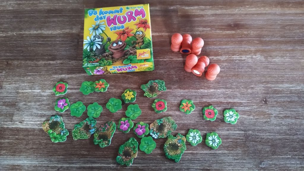 Spielkarton und Inhalt