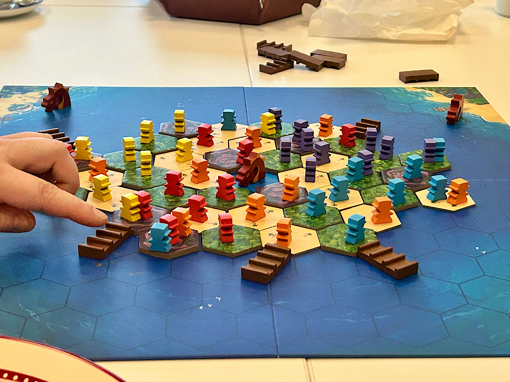 Spieleaufbau für 5 Personen.