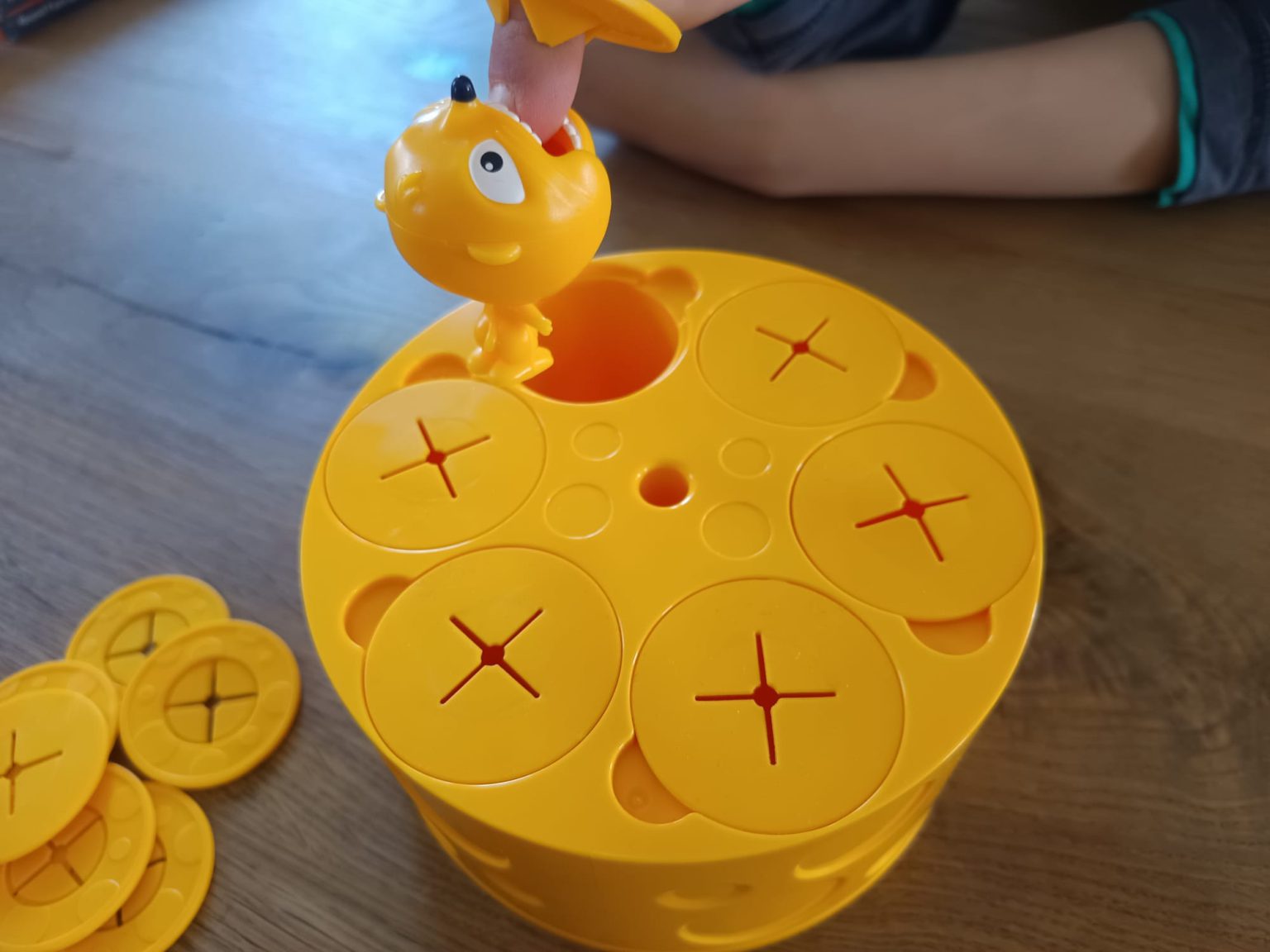 Das Spiel mit der frechen Maus - Easy Cheesy von Piatnik (Rezension ...