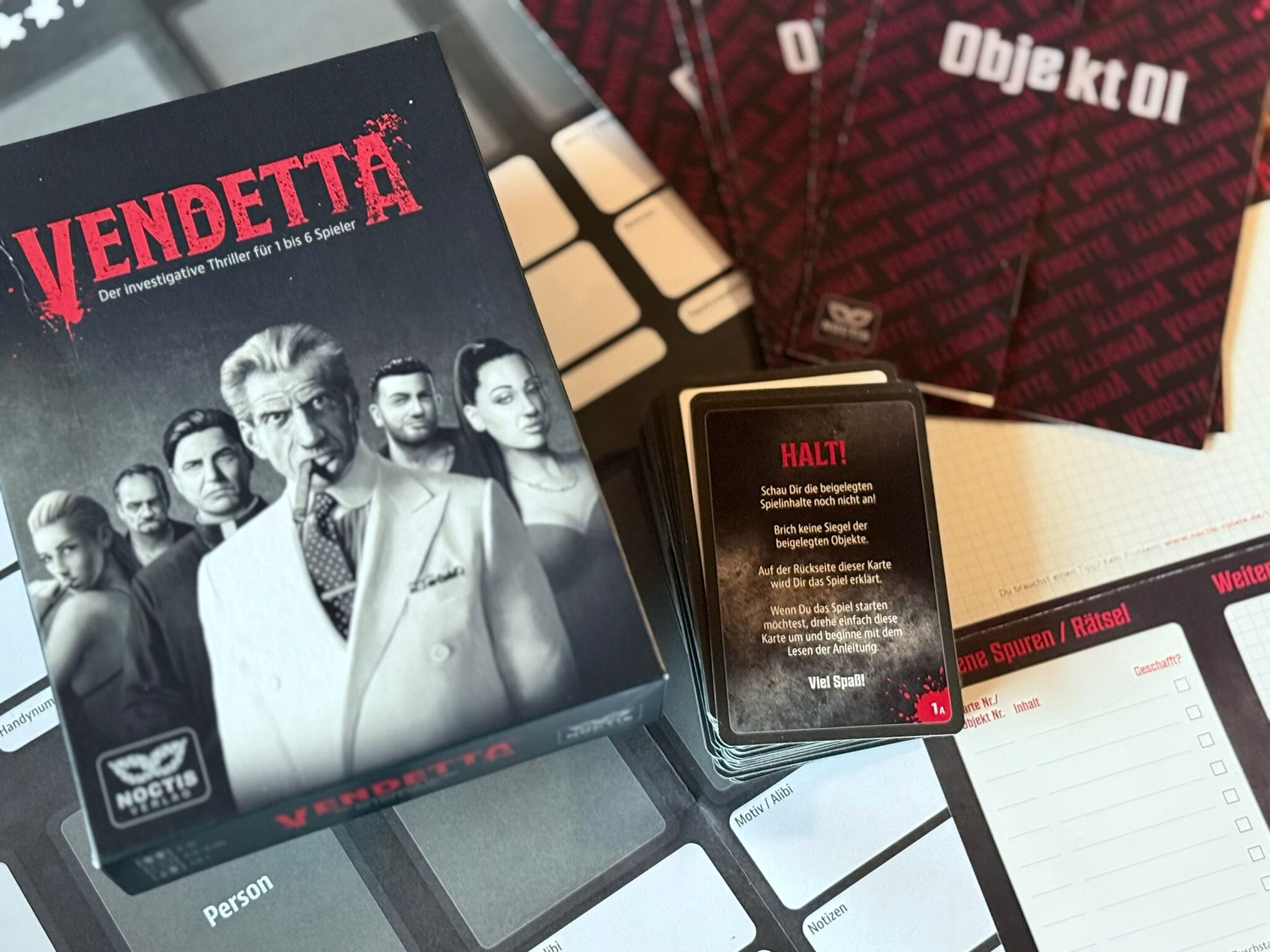 dieses Bild zeigt das Spiel Vendetta mit dem Spielmaterial