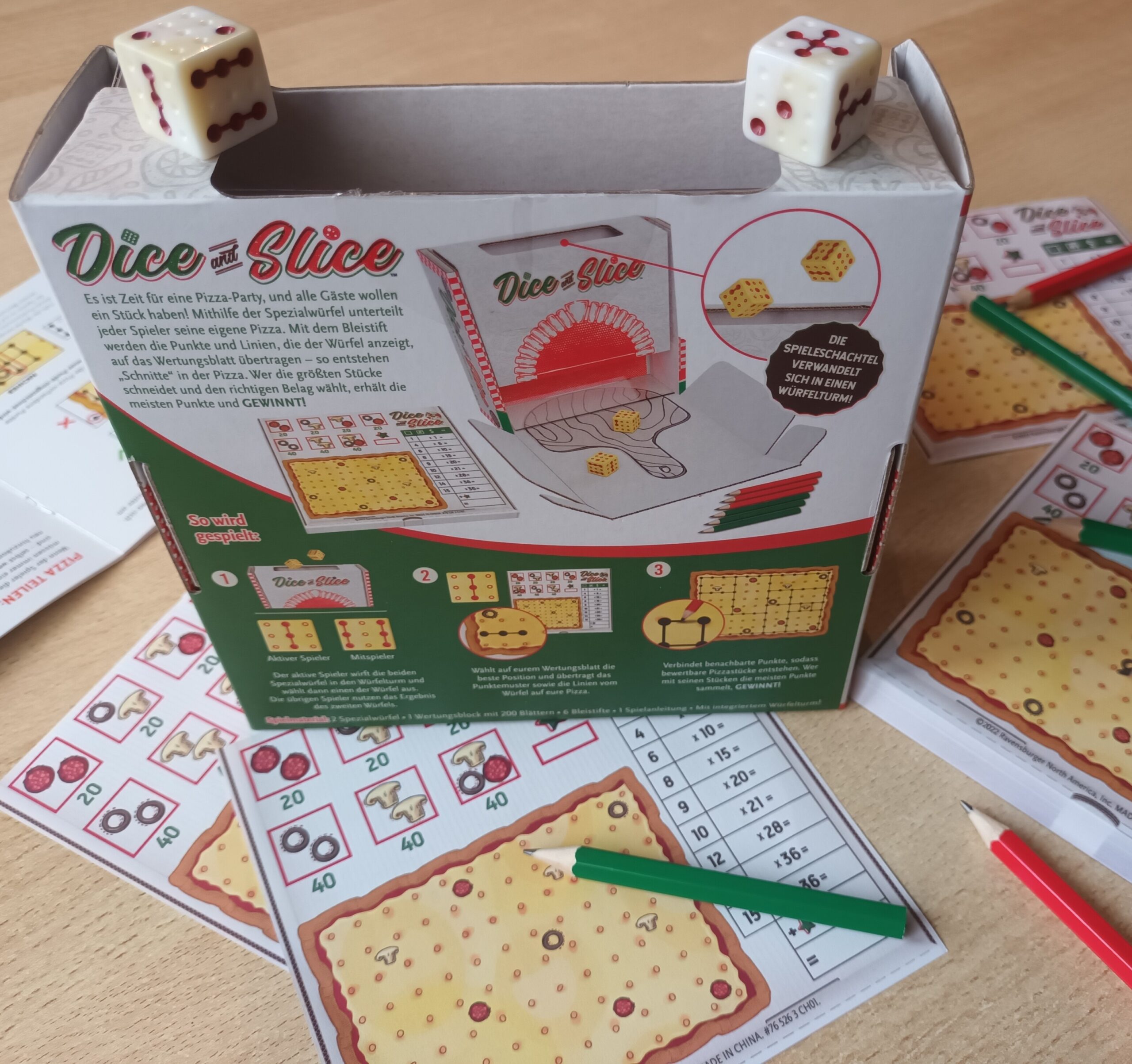 Dice and Slice Würfelturm mit Material