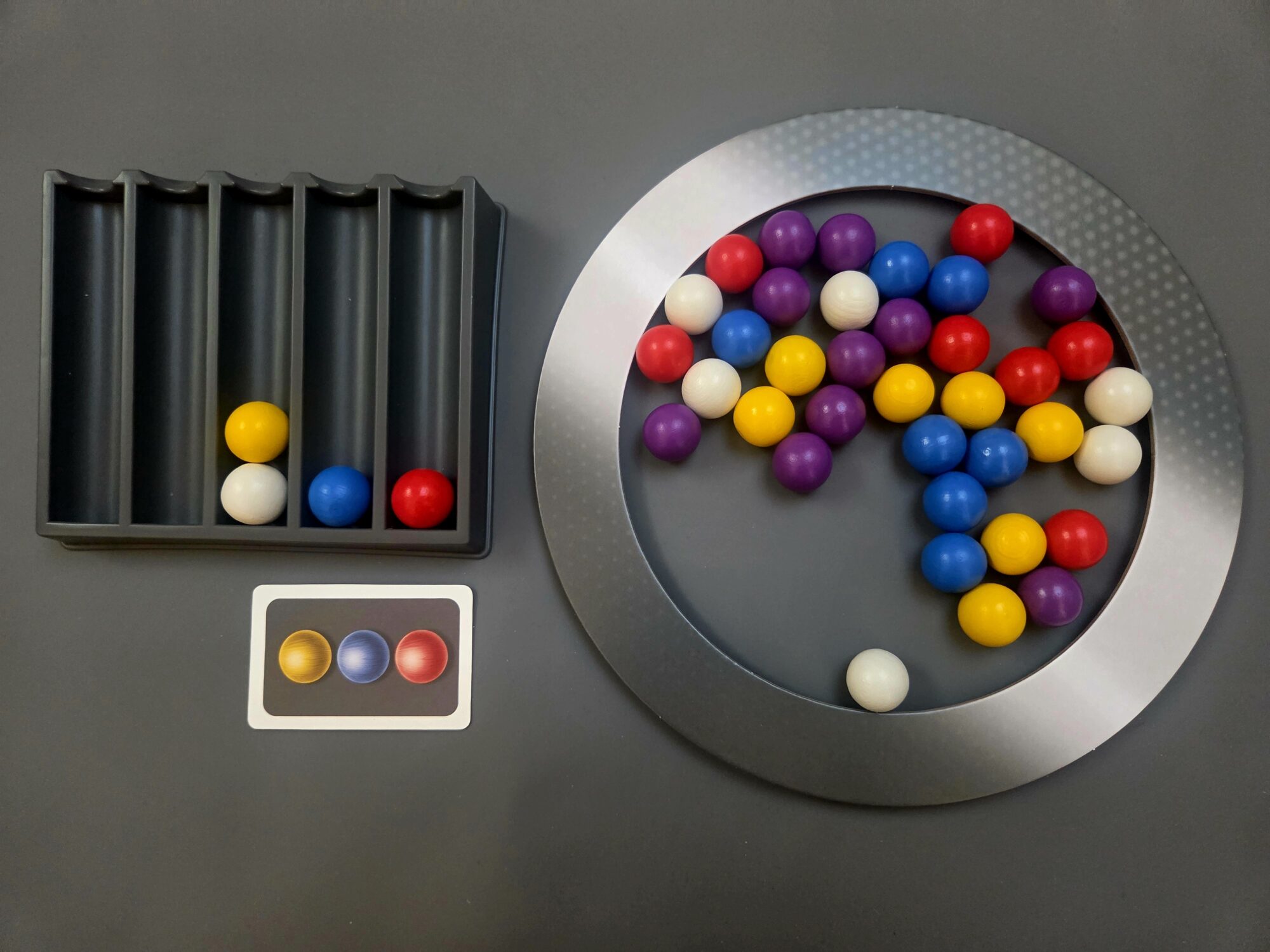 Color Craze: Spielmaterial